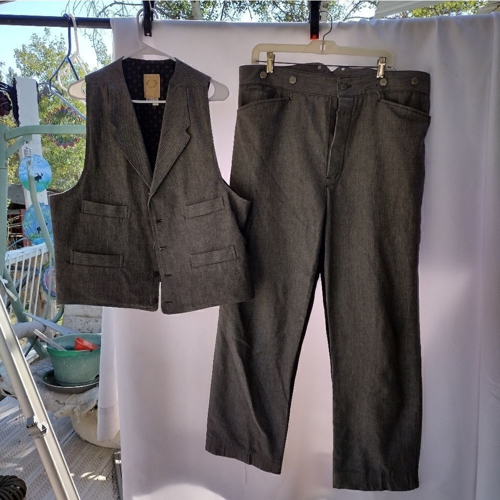 Frontier clothing pants and vest set